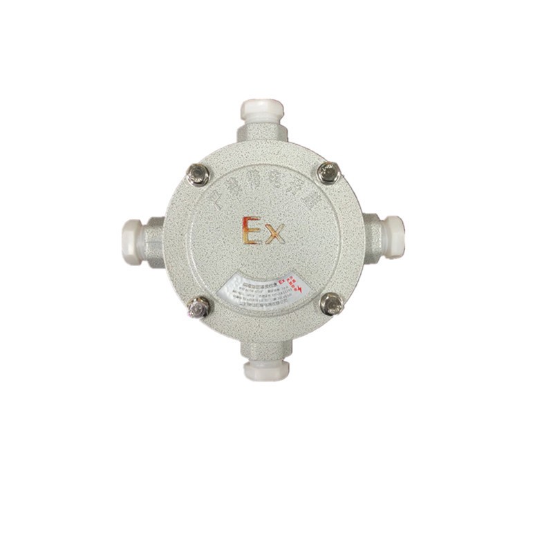 防爆四通穿線盒